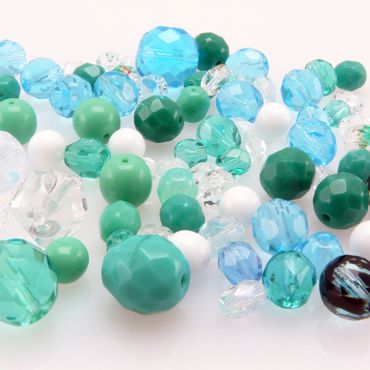 60 Perlen Glasperlen Mix 4-18mm Perlenmischung hellblau Glas Beads 425